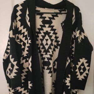 Impressions Tribal Print Black and White